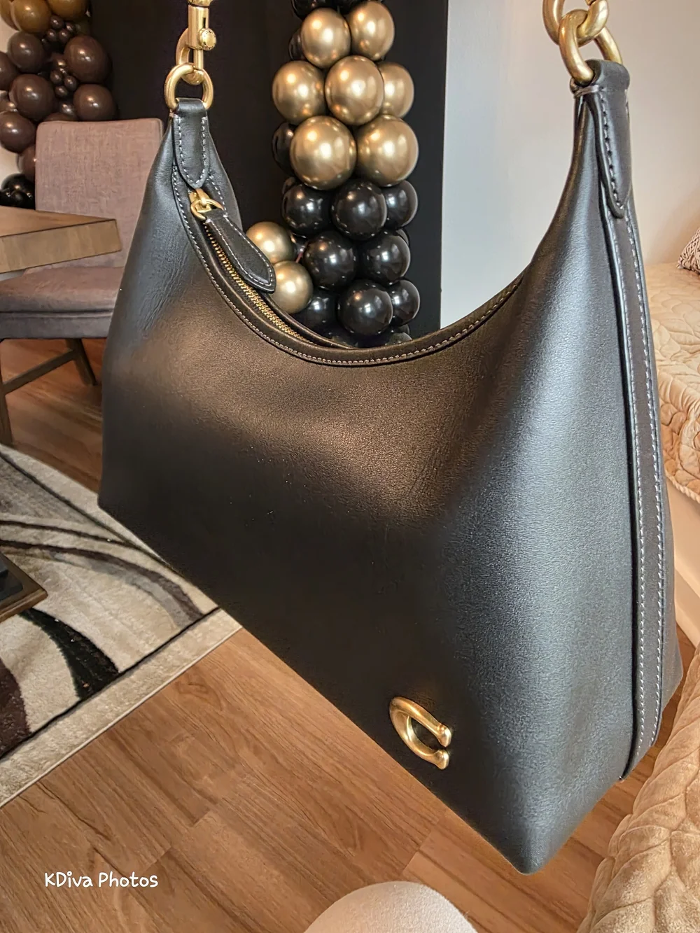 Coach Black Leather Shoulder Bag with Signature 'C' Hardware - Picture 3 of 5